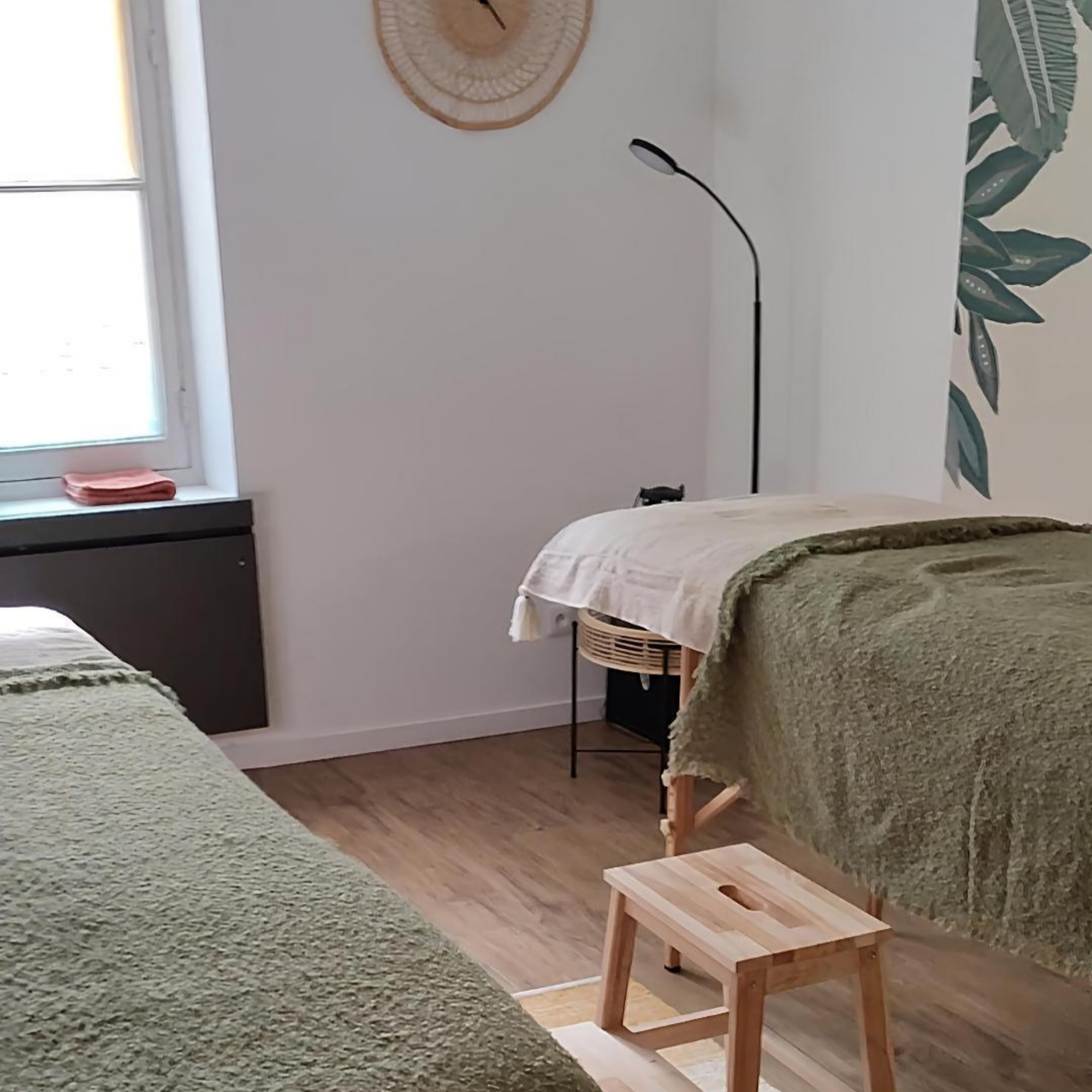 Cabine de massage en duo pour un moment maman et enfant